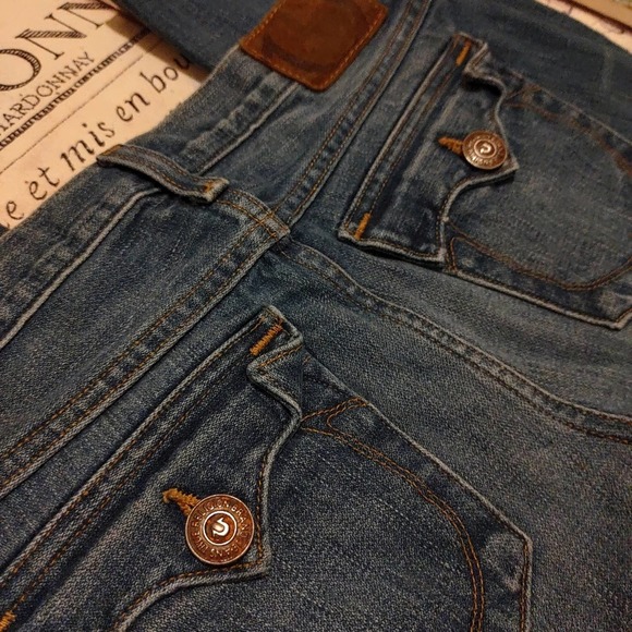 Kids Girls True Religion Button Pocket Straight Leg Jeans - Picture 6 of 8